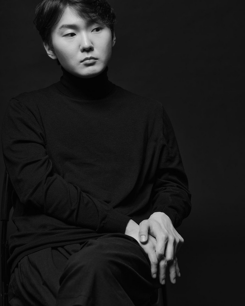 피아니스트 조성진. 사진/ Yong Ho Kim