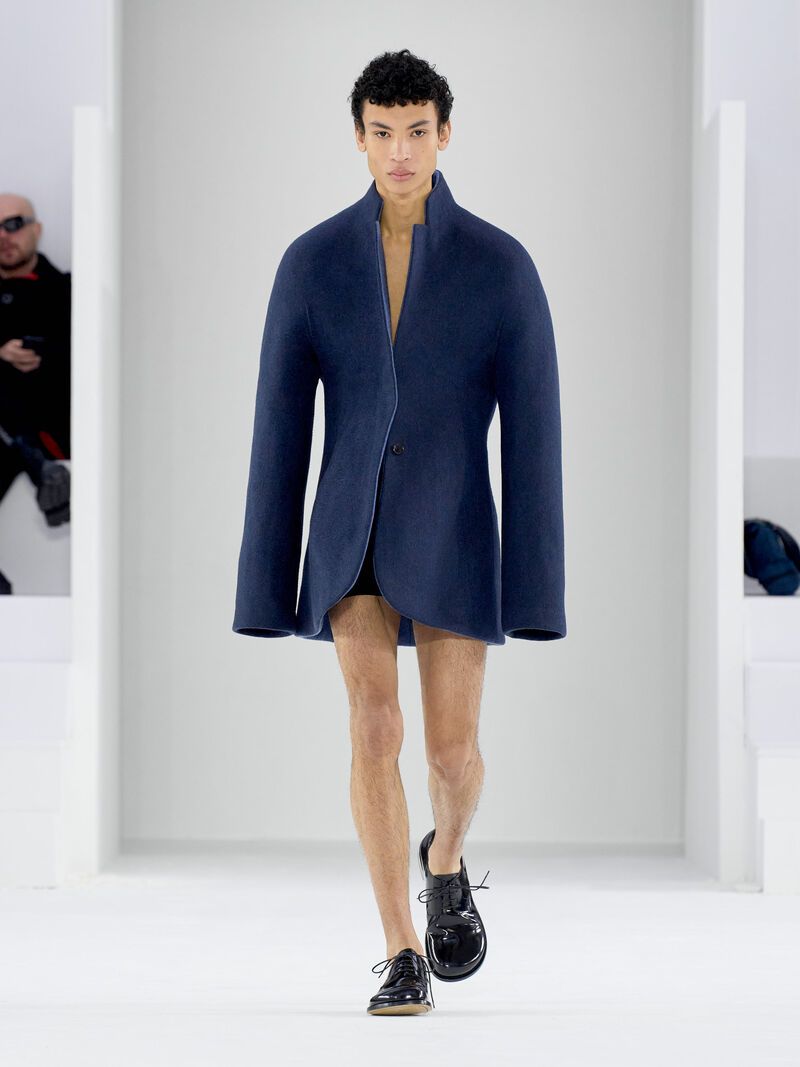 사진/ @loewe