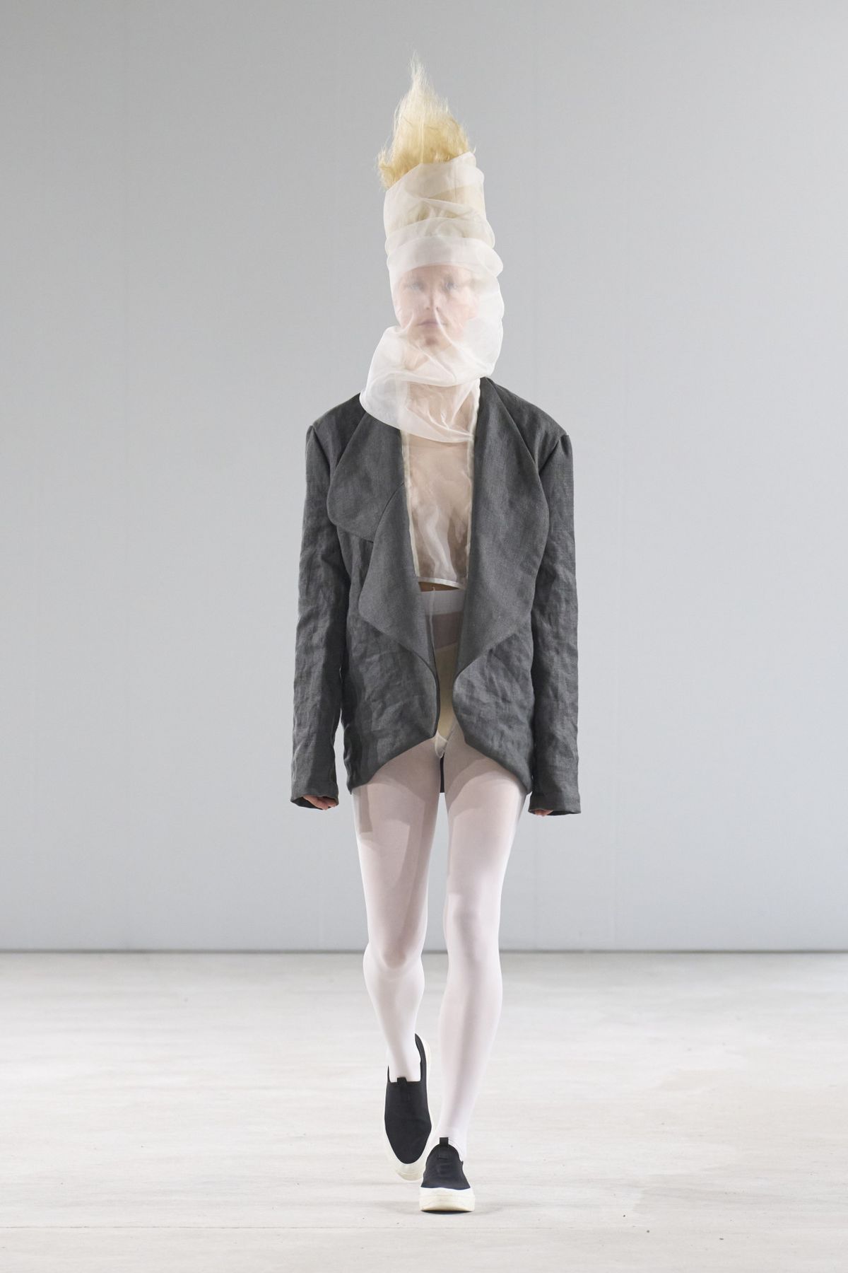 Dzhus 24 F/W