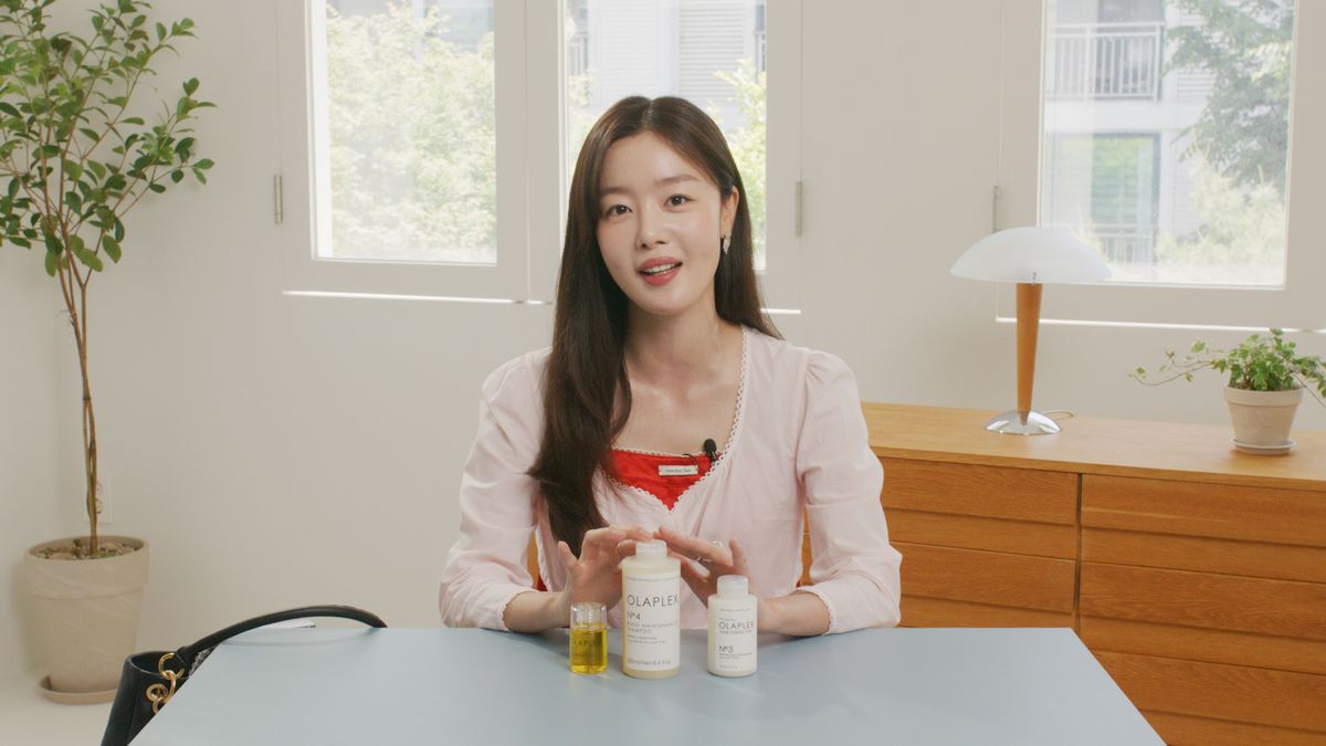OLAPLEX (왼쪽부터) No.7 본딩 오일, No.4 본드 메인터넌스 샴푸, No. 3 헤어 퍼펙터 모두 4만3천원.