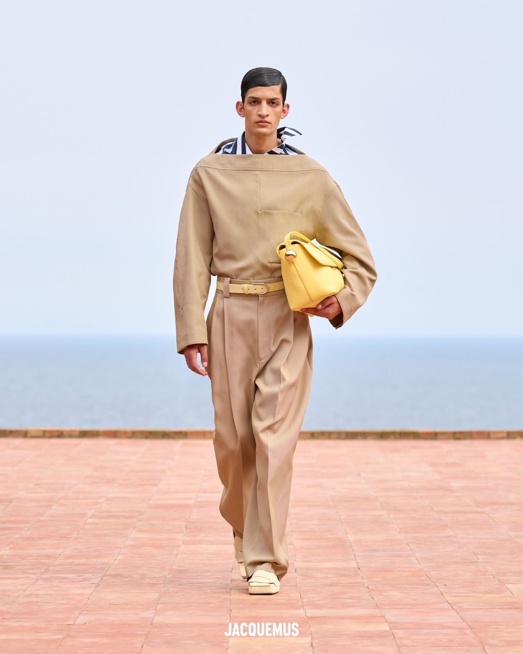 LOOK 26