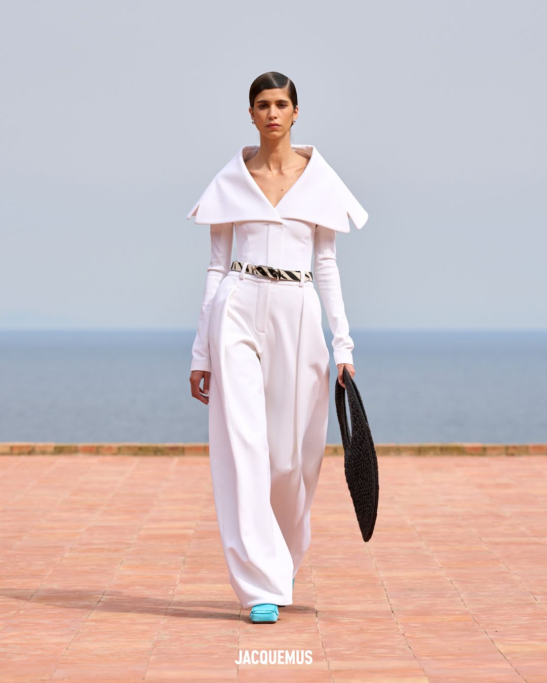 LOOK 10