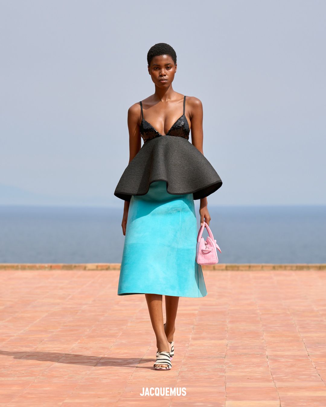 LOOK 16