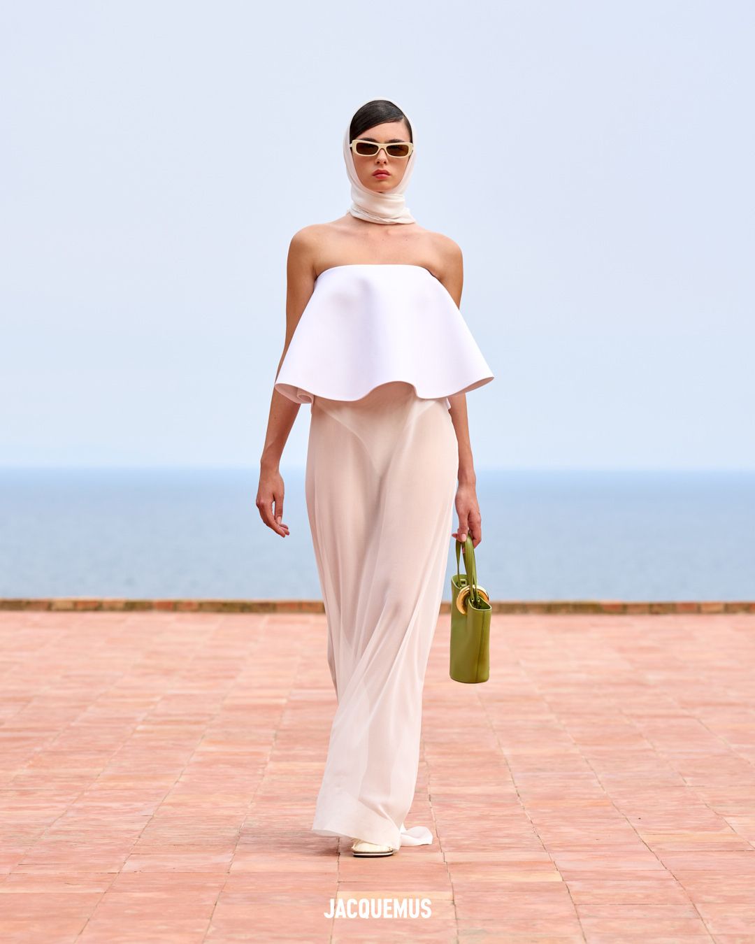 LOOK 25