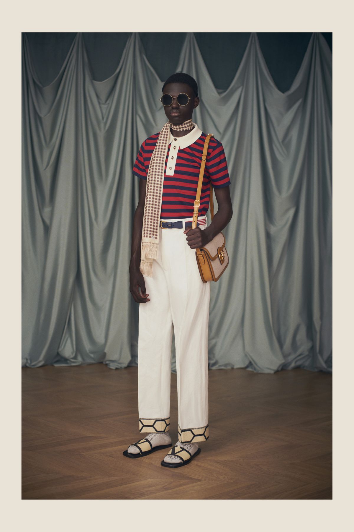 LOOK 121