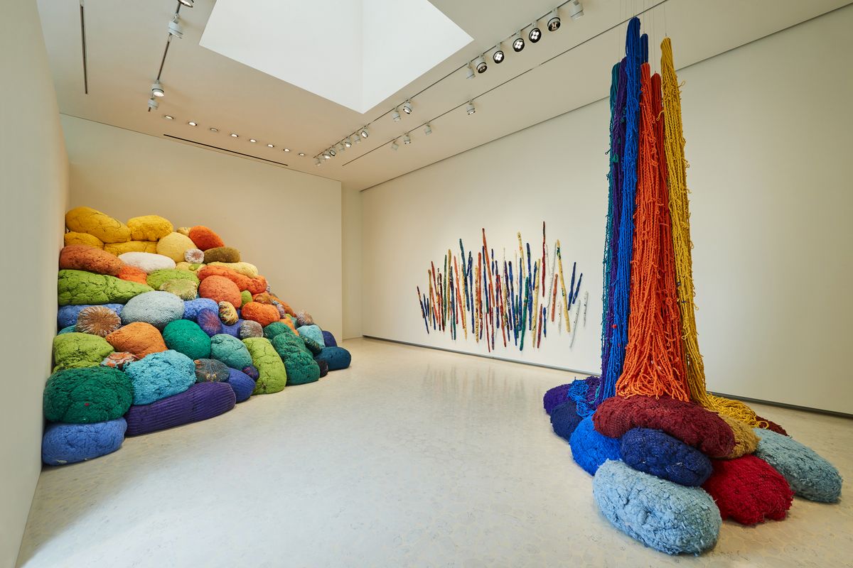 © Sheila Hicks / Adagp, 2024 Photo credits: © Kwa Yong Lee / Louis Vuitton
