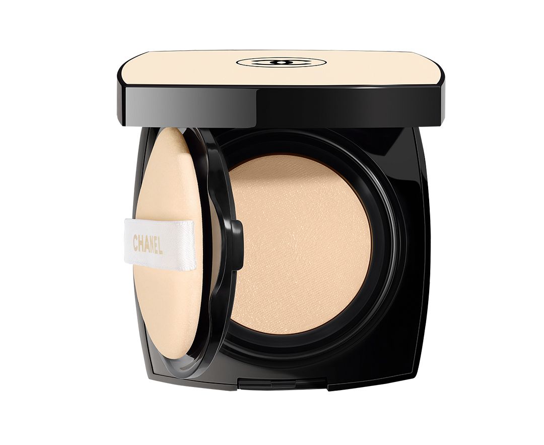 Chanel 레 베쥬 쿠션 SPF40/ PA+++ 10만3천원.