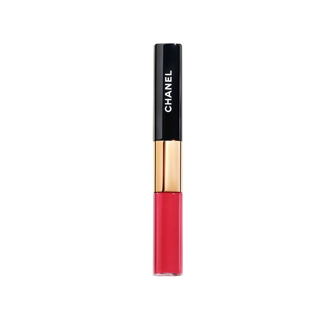 Chanel 르 루쥬 듀오, 54 스트로베리 레드 5만9천원.