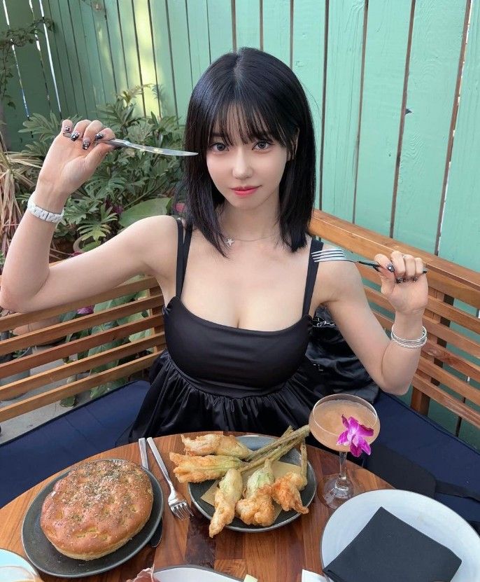 사진 / 과즙세연 인스타그램(@lovely_._v)