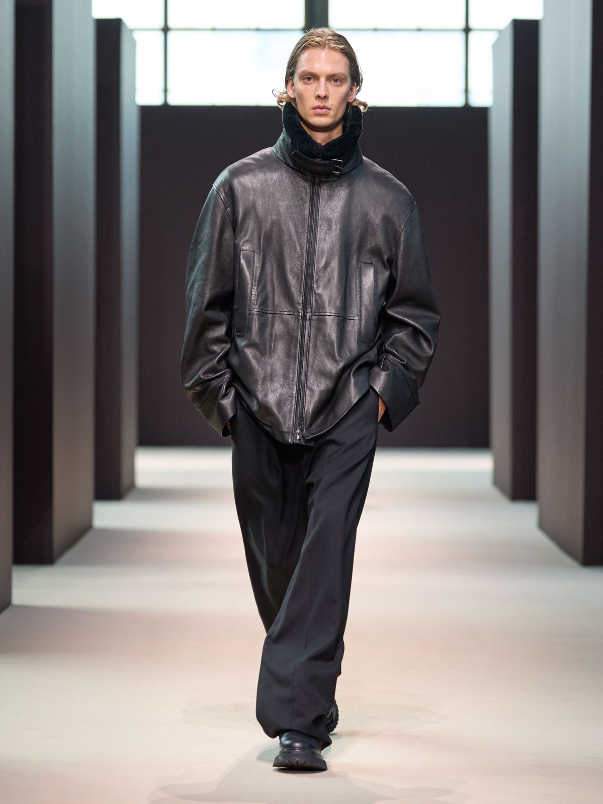 COS AW24 룩