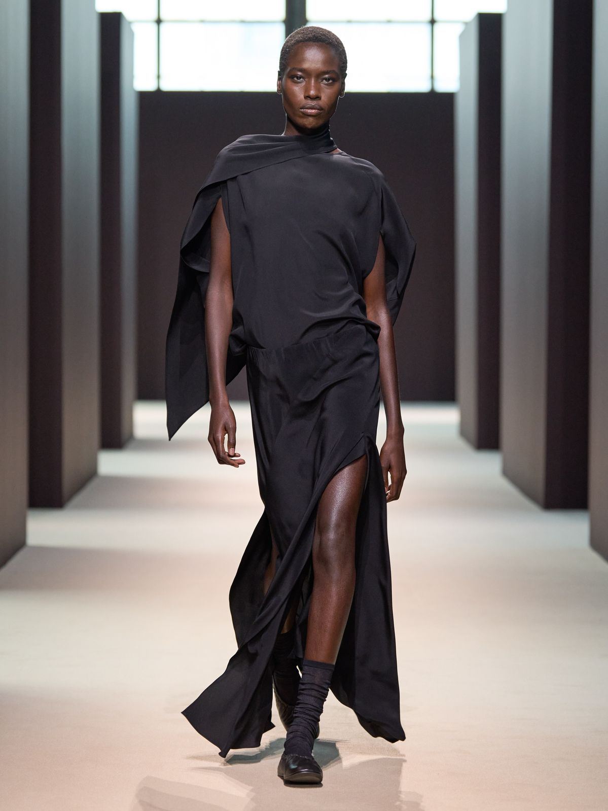 COS AW24 룩