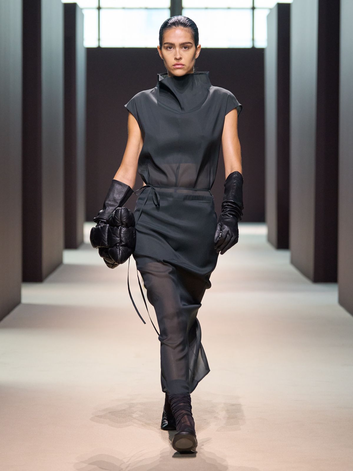 COS AW24 룩
