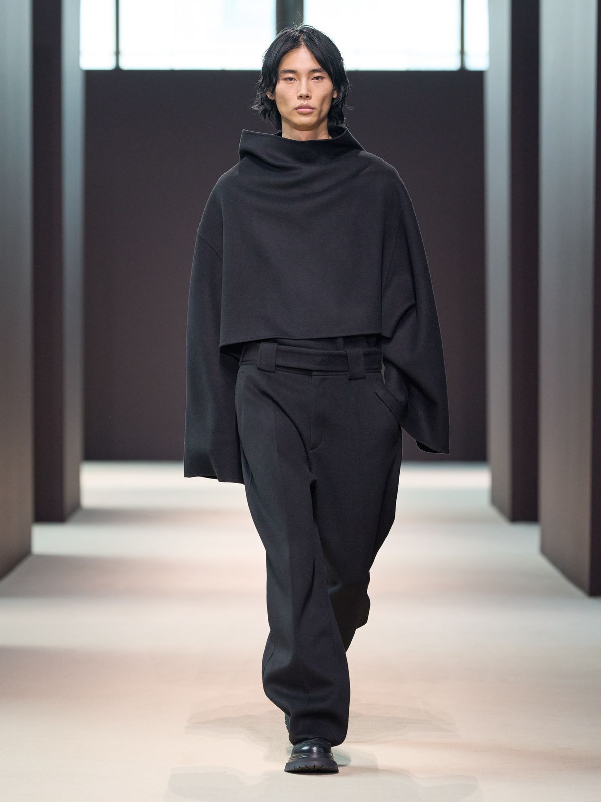 COS AW24 룩