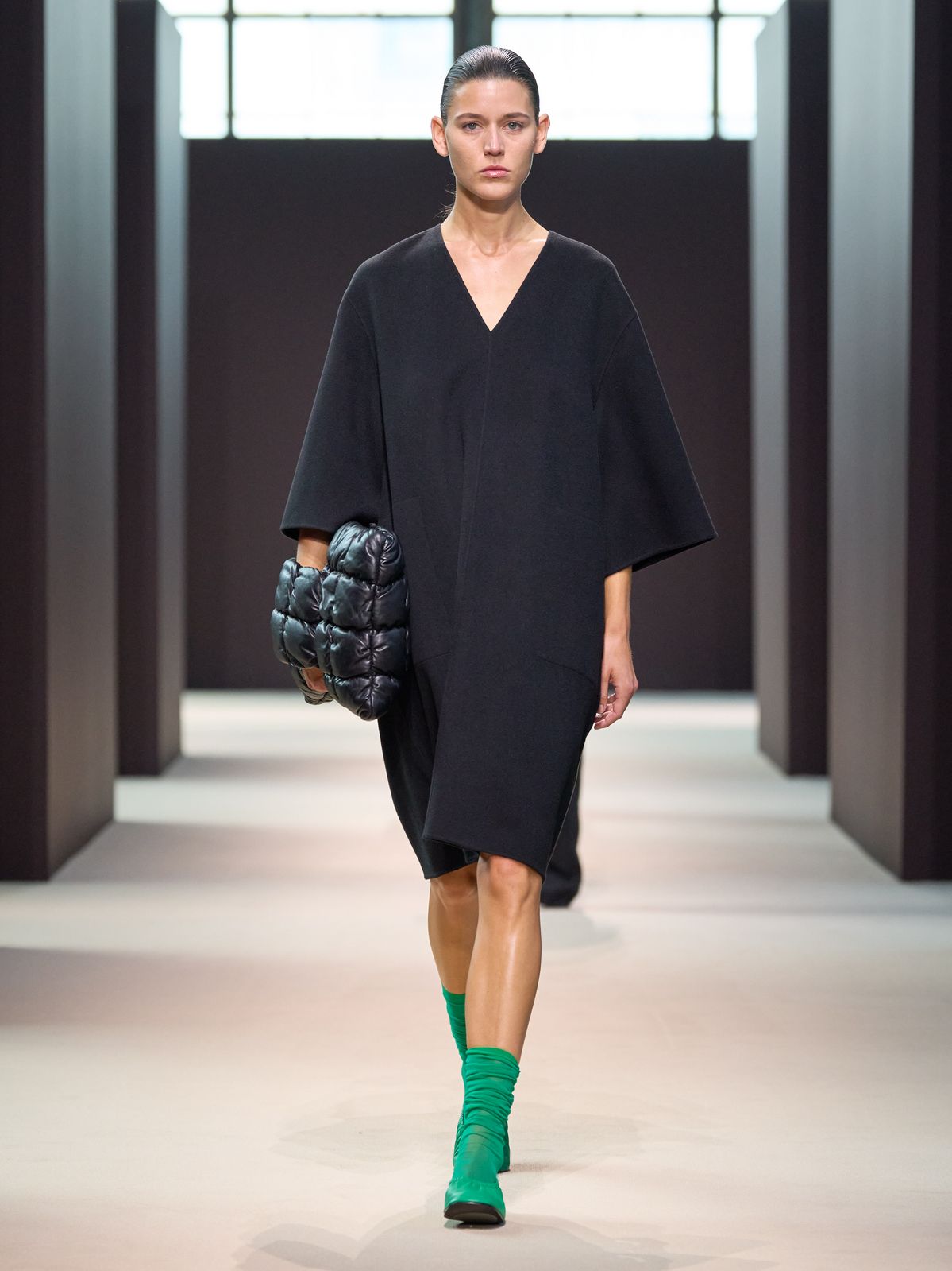 COS AW24 룩