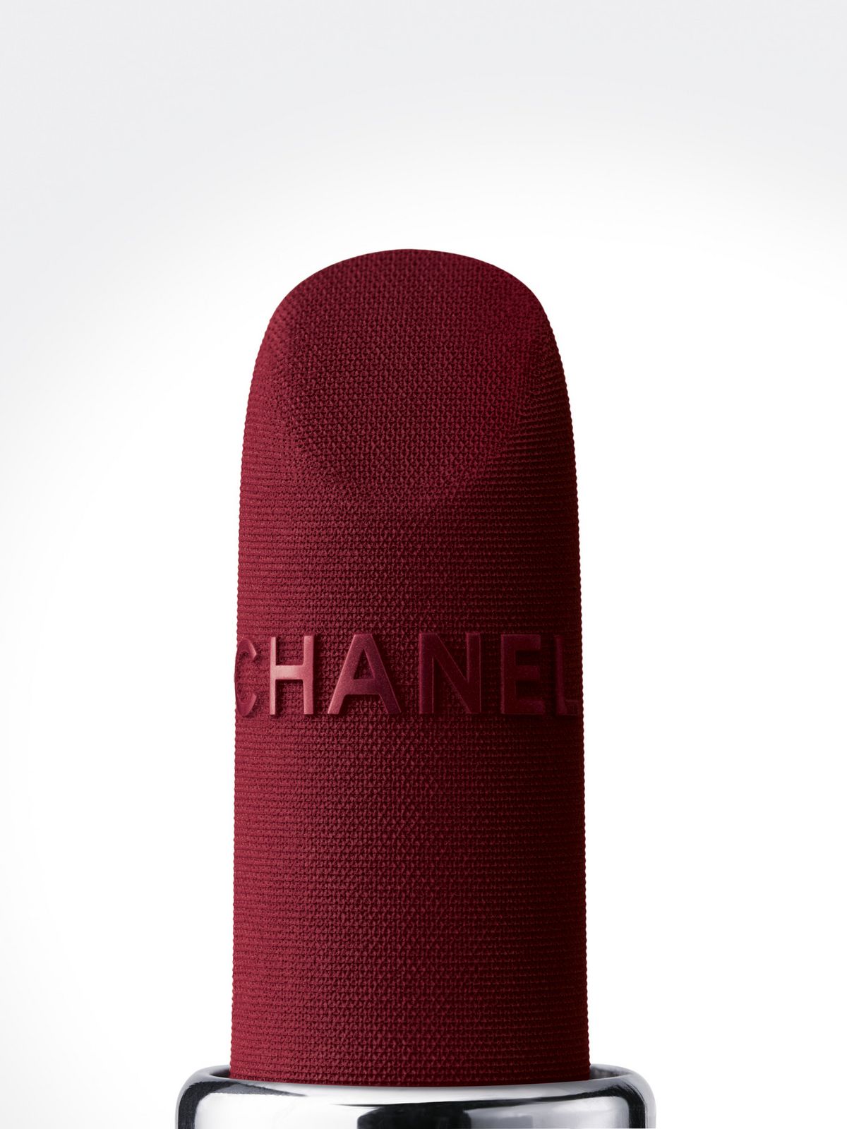 마라쿠자 오일과 가드니아 오일을 풍부하게 함유한 31 LE ROUGE MATTE 포뮬러