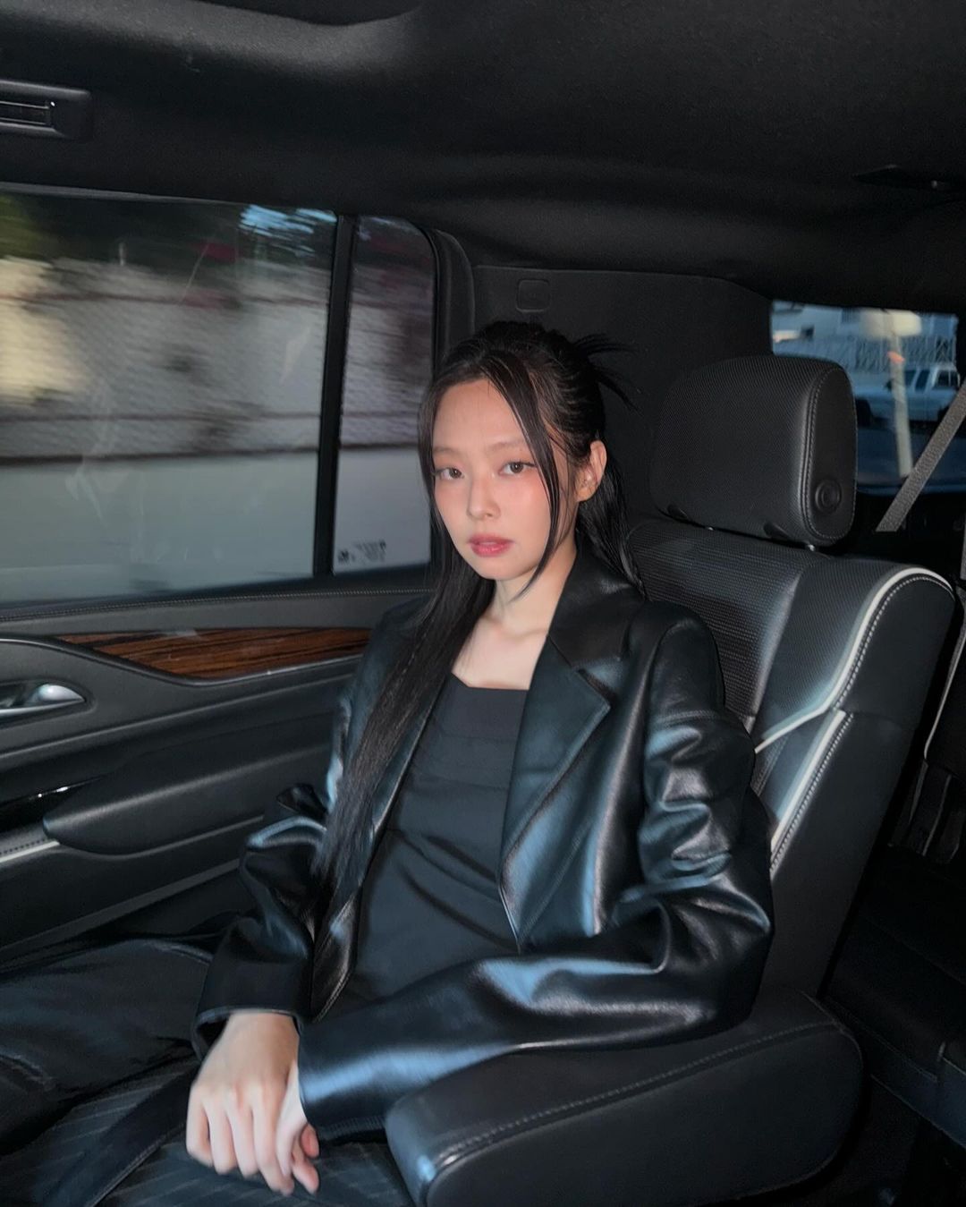 @jennierubyjane