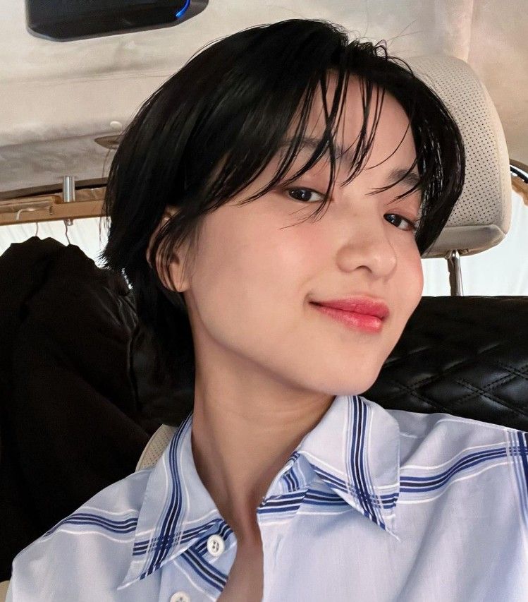 사진 / 김태리 인스타그램(@kimtaeri_official)