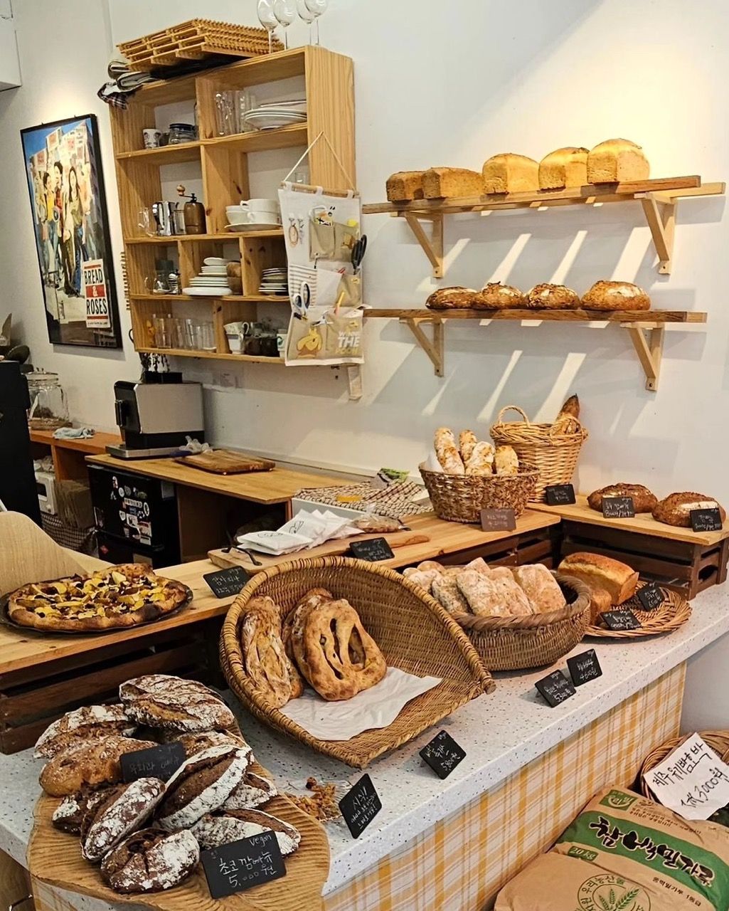 @bakery_breadnrose