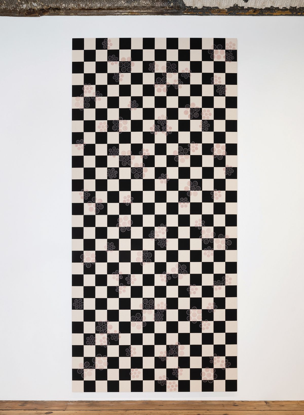 Hanna Hur, <Sun IX>, <Sun X>, 2024, 패널 위 캔버스에 색연필, 아크릴, 플래시, 안료, 각 152.4 x142.2cm, 2점.