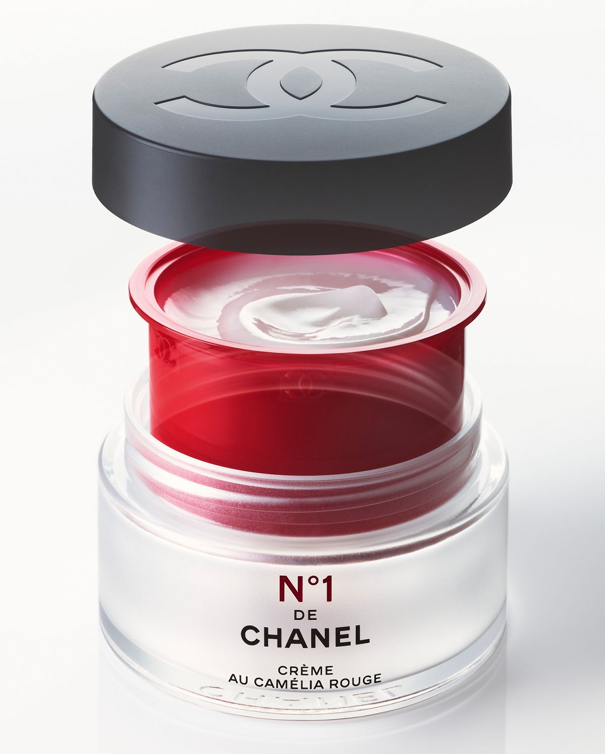 N°1 DE CHANEL 레드 까멜리아 크림 50g, 15만 7천원, 리필, 13만 3천원.