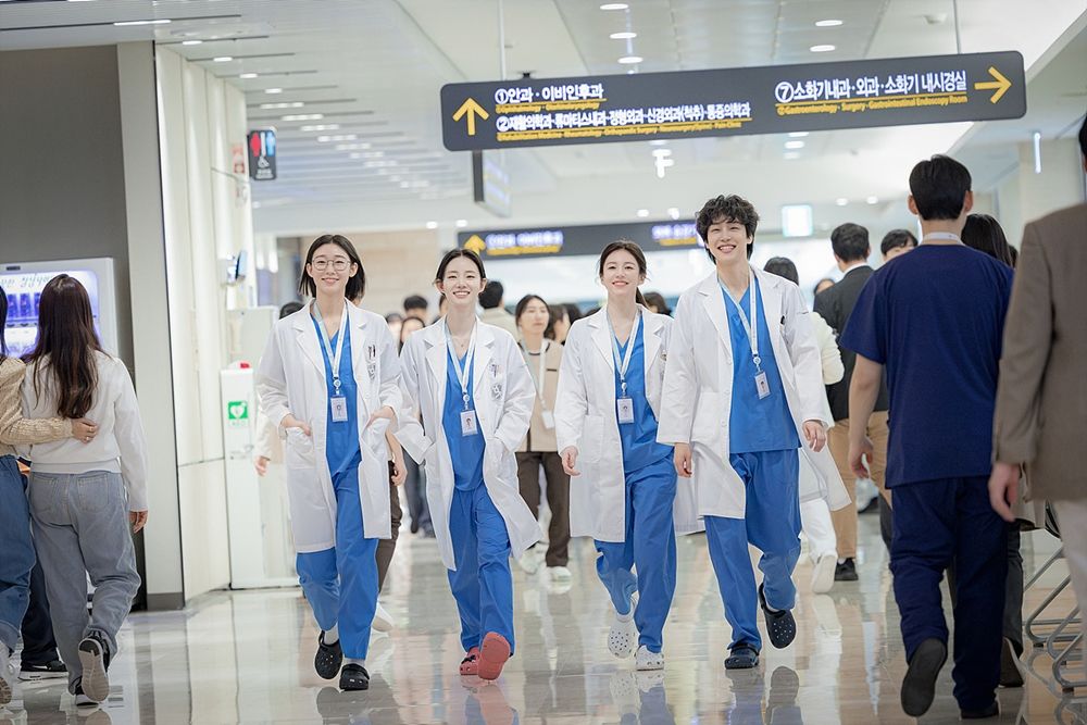 tvN 드라마 <언젠가는 슬기로울 전공의생활> 스틸