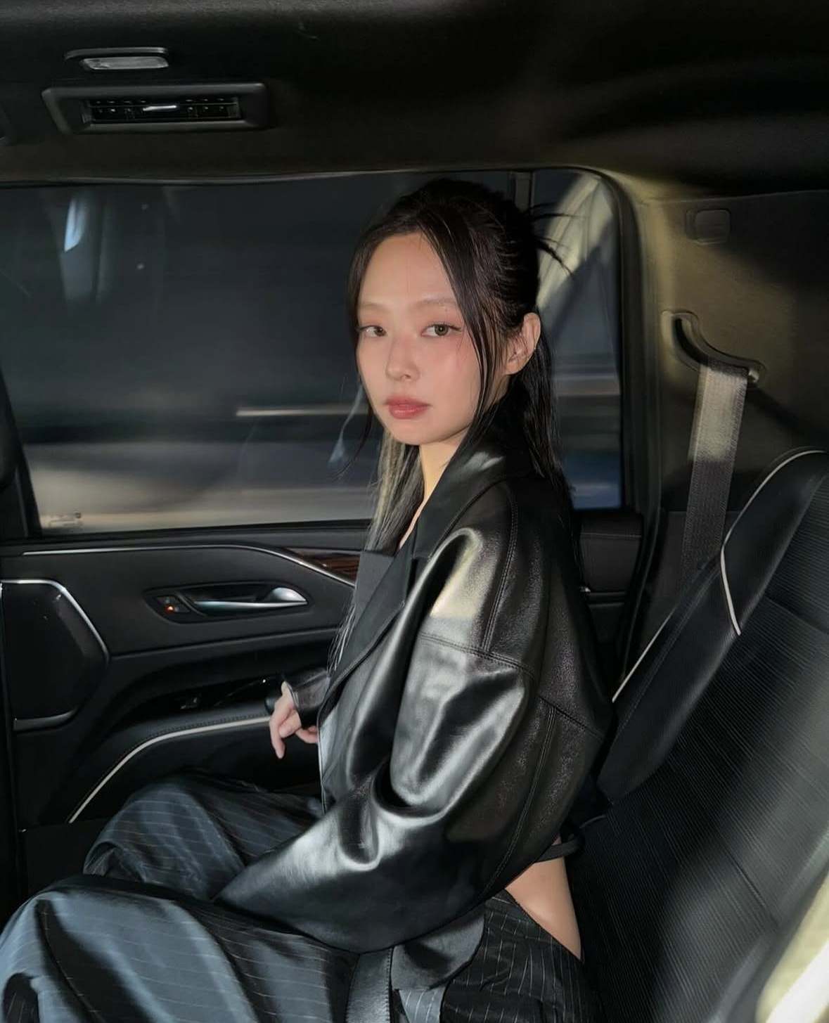@jennierubyjane