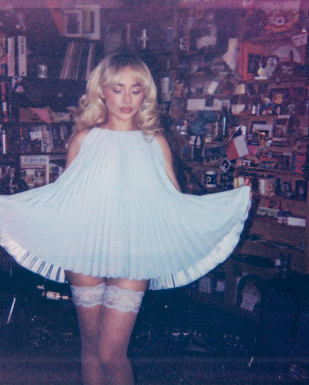 @sabrinacarpenter