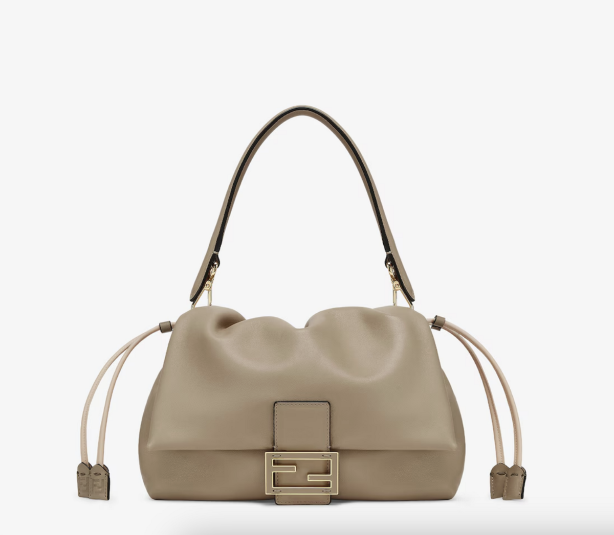 FENDI 펜디 맘마백 미디엄, 4백 72만 원