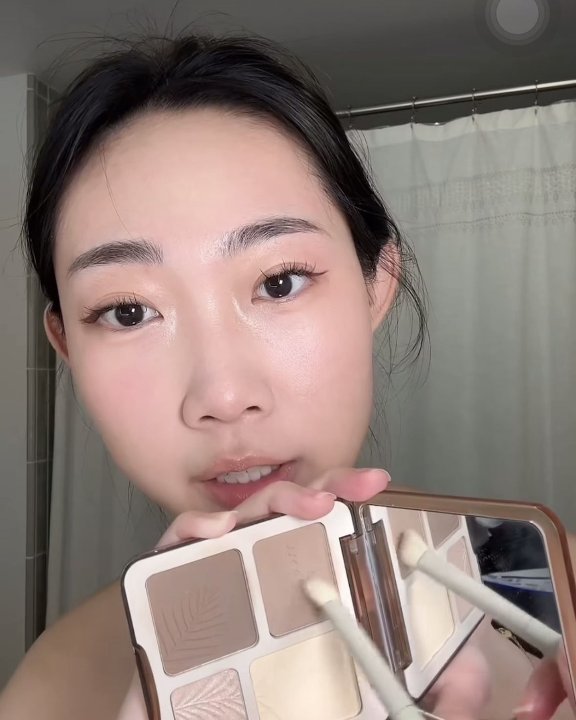  @claudiaashao