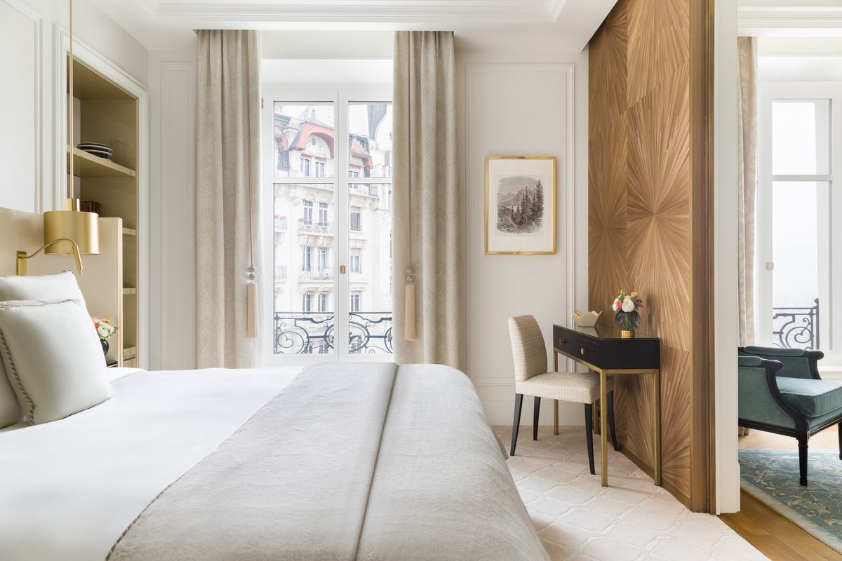 Executive Suite bedroom