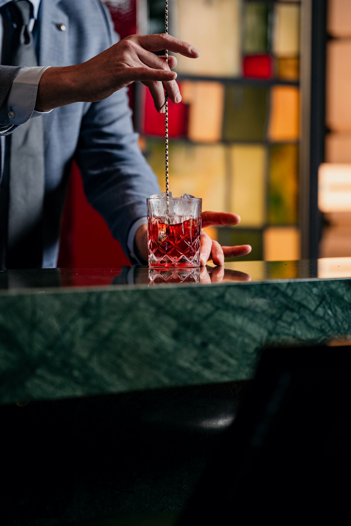 37 cocktail bar & piano lounge