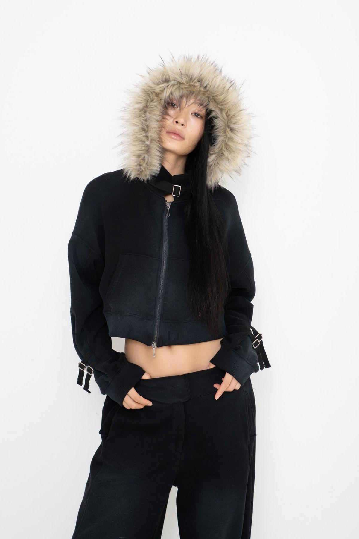 LUXURY IS A DREAM HOODIE ZIP UP (BLACK), 24만 원