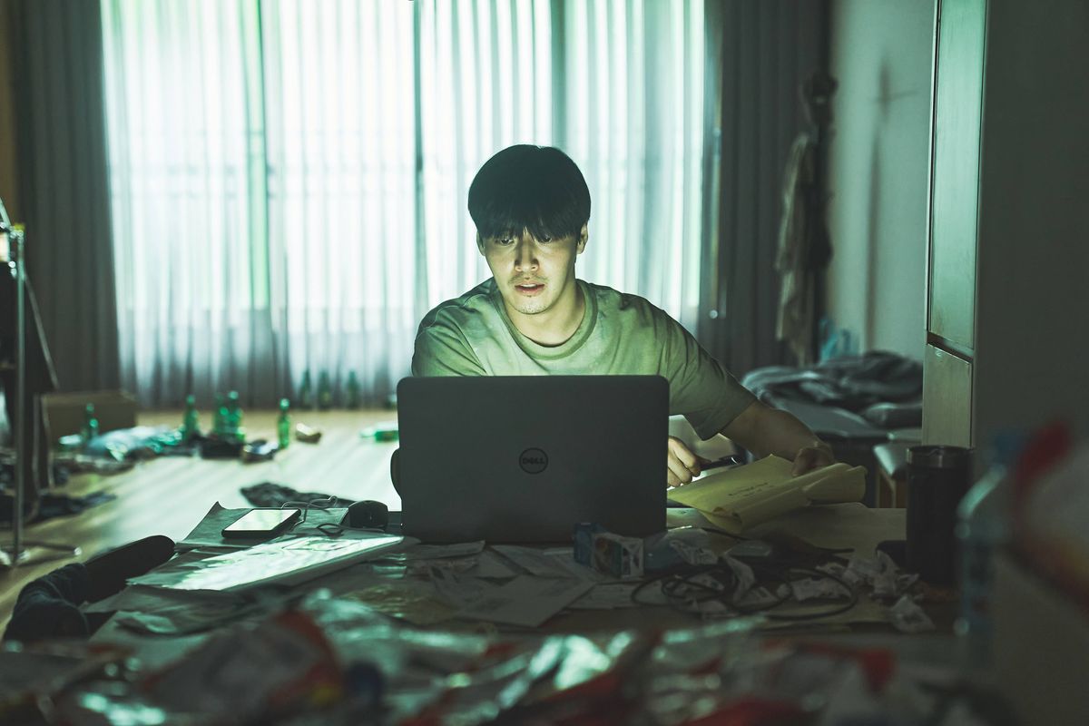 넷플릭스 오리지널 영화 <84제곱미터> 스틸