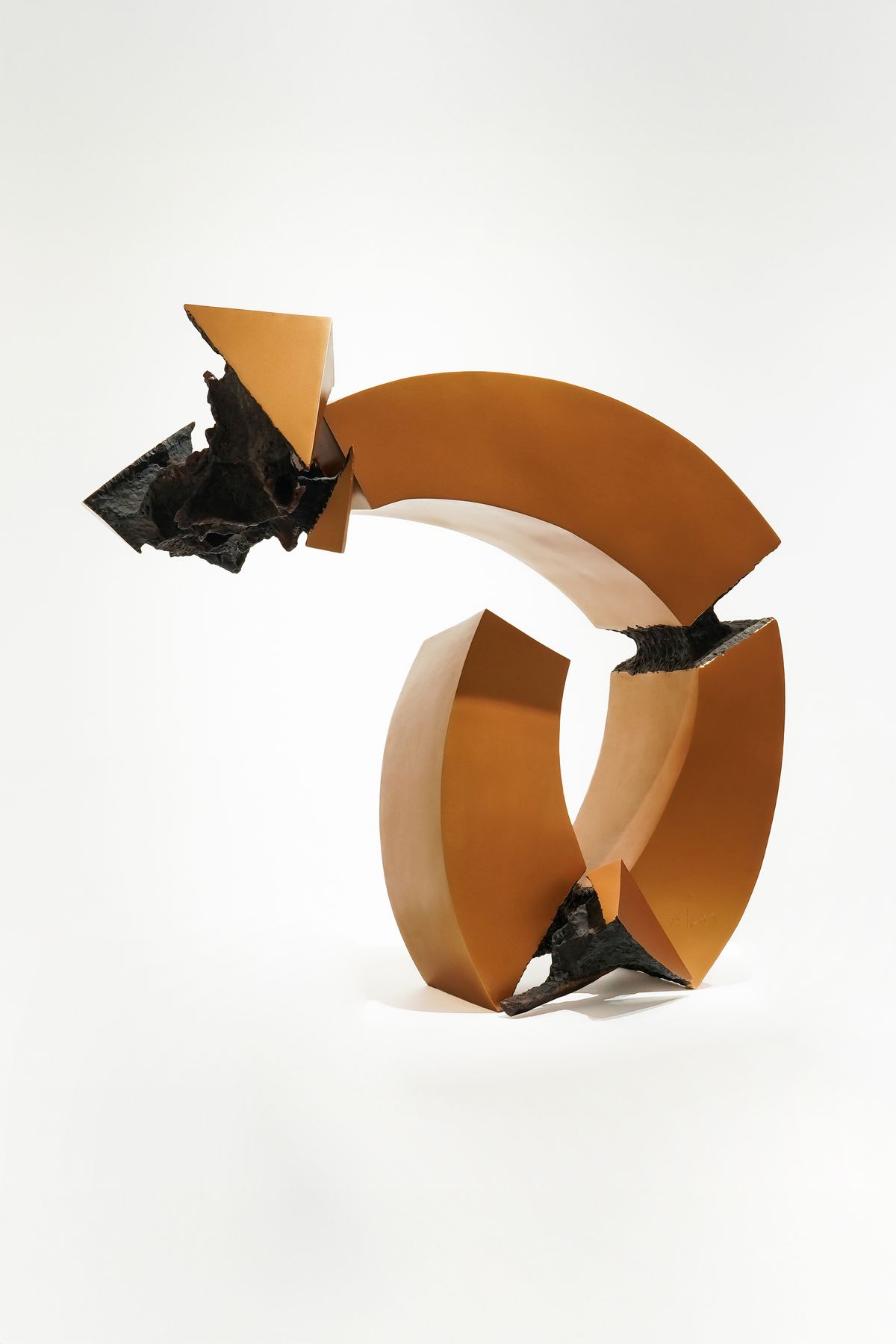 UM Tai-Jung, 객정-춤 Sojourner-Dance, 2014, Copper, 76x45x74(h)cm (V)