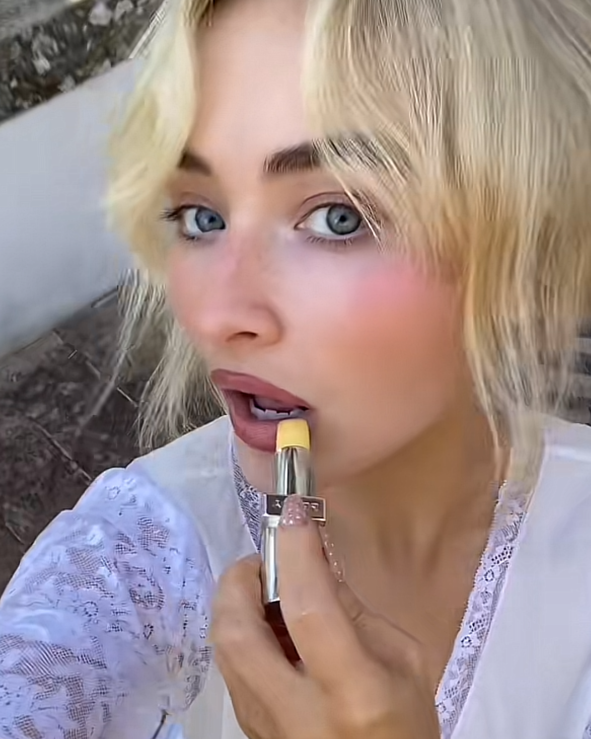 사진/ tiktok @sabrinacarpenter