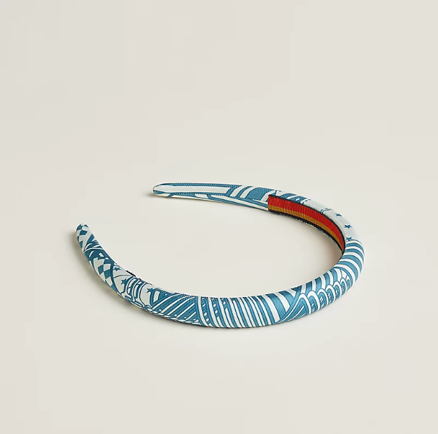 에르메스 Sangles en Zigzag Bandana 79만원