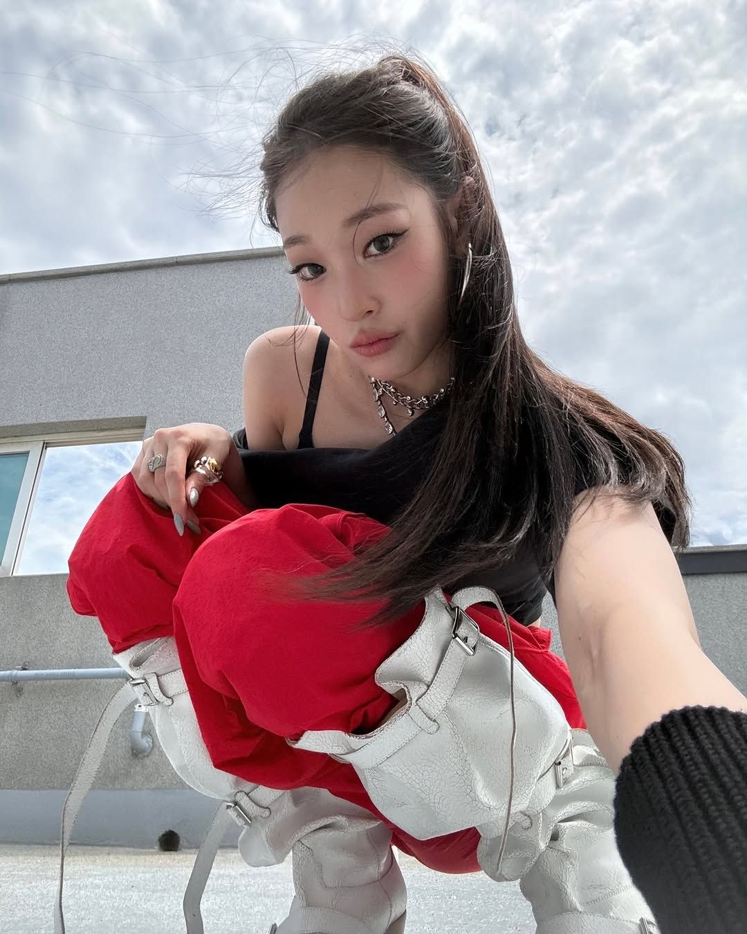 @anniesymoon