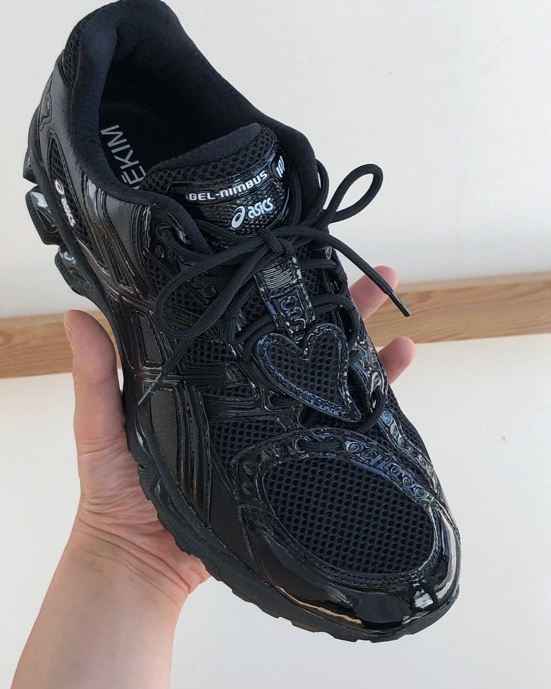 KIMHEKIM X ASICS SportStyle 젤 님버스 10.1, 블랙