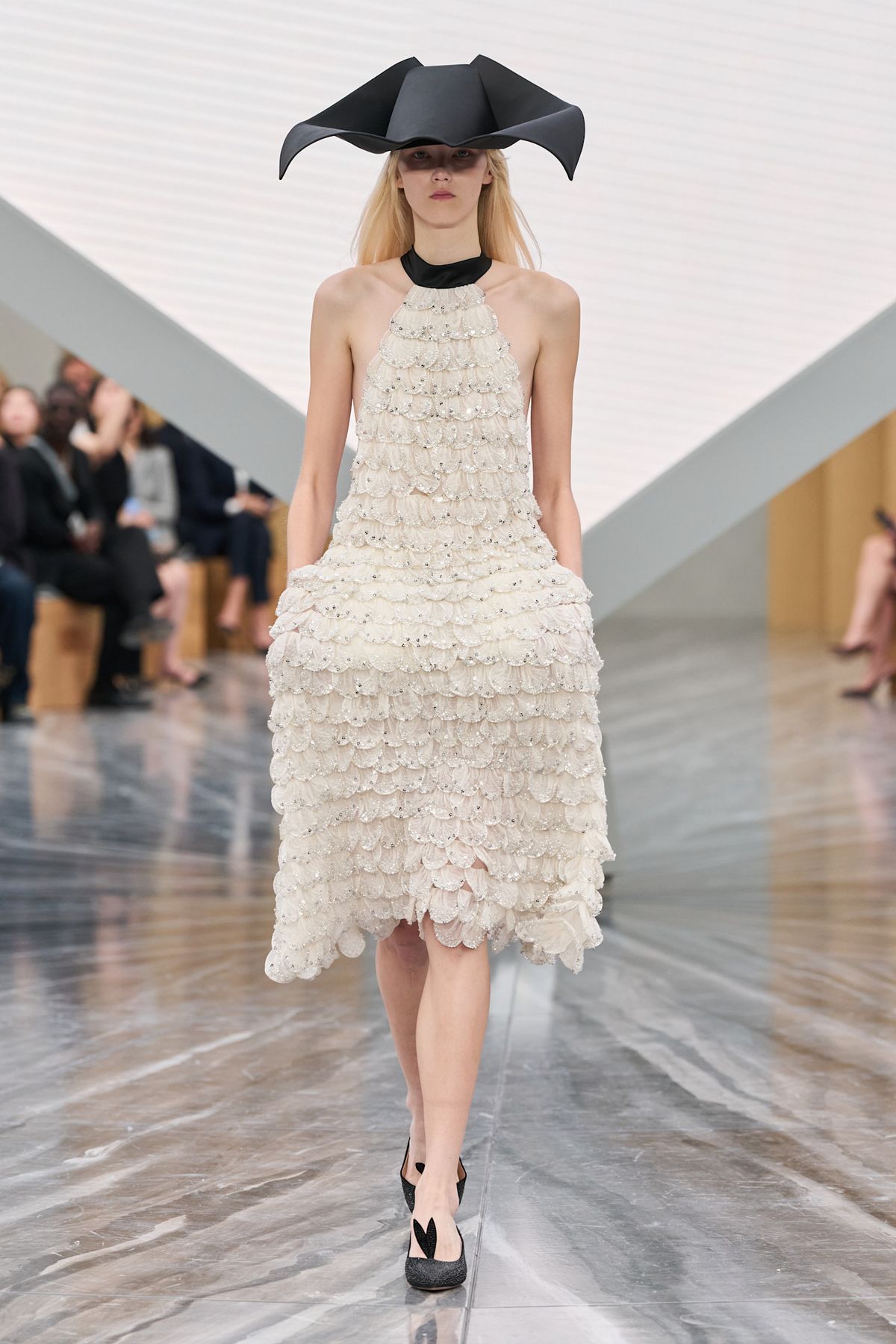 @DIOR