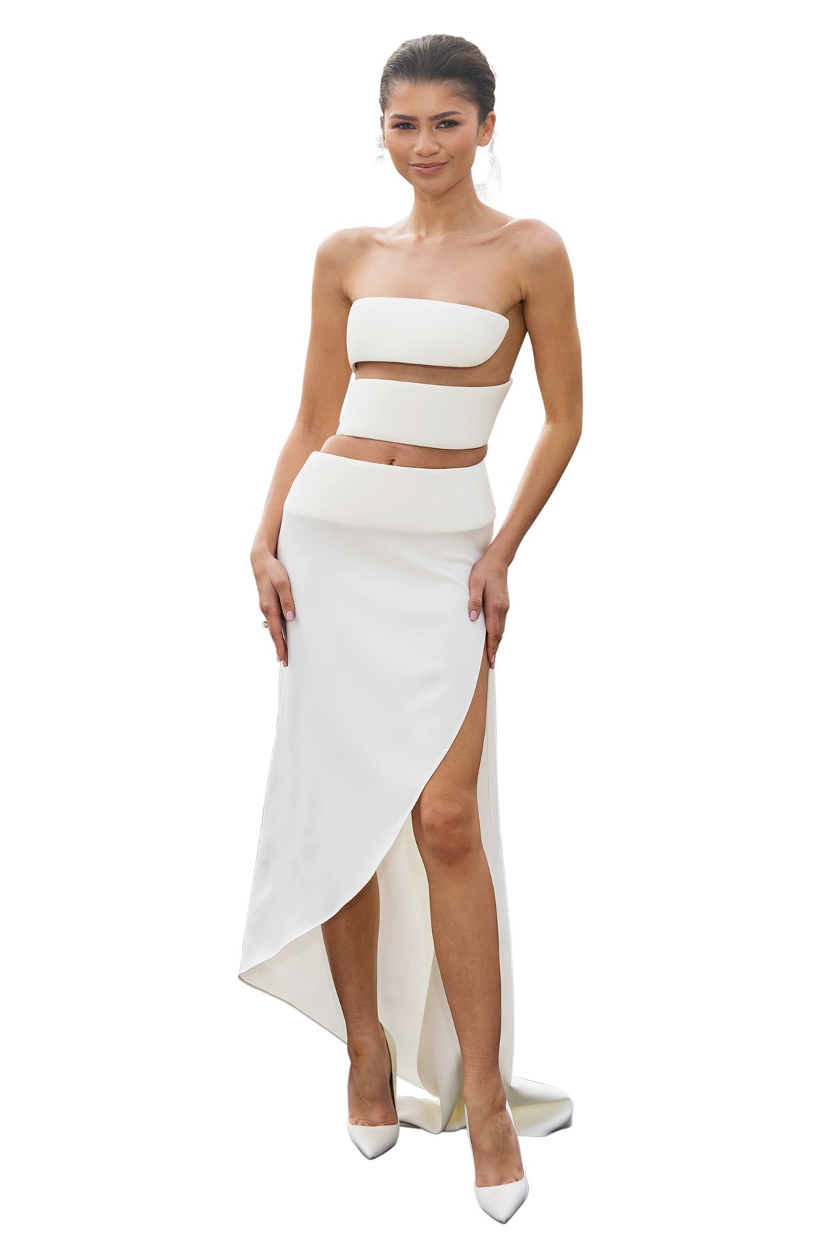 젠데이아 의상은 모두 피터 뮐리에의 Alaïa. 