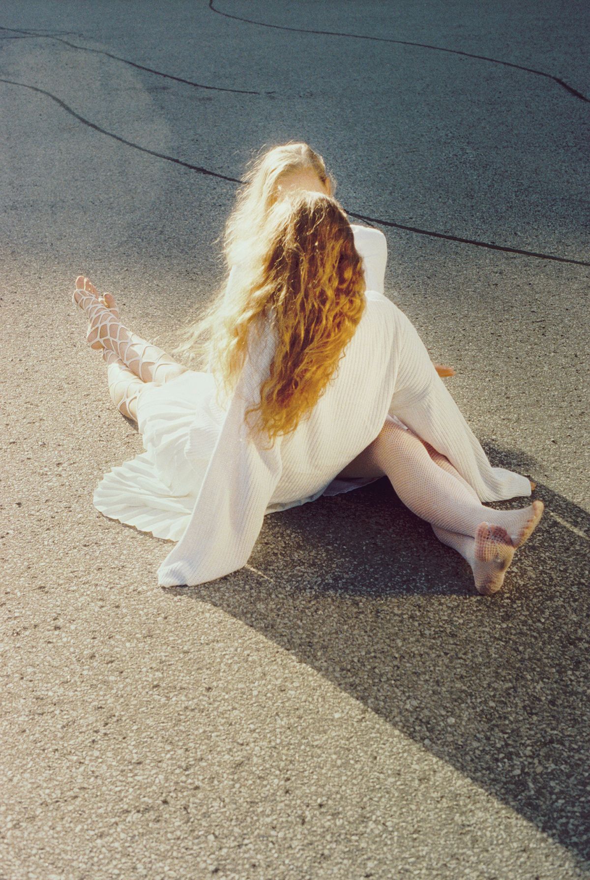 Petra Collins, <Coming of Age>, Anna and Kathleen on Clarinda, 2017.