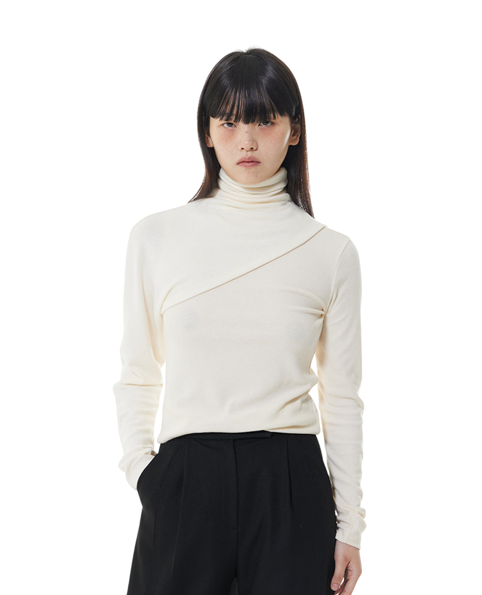 듀얼 패브릭 터틀넥 티셔츠