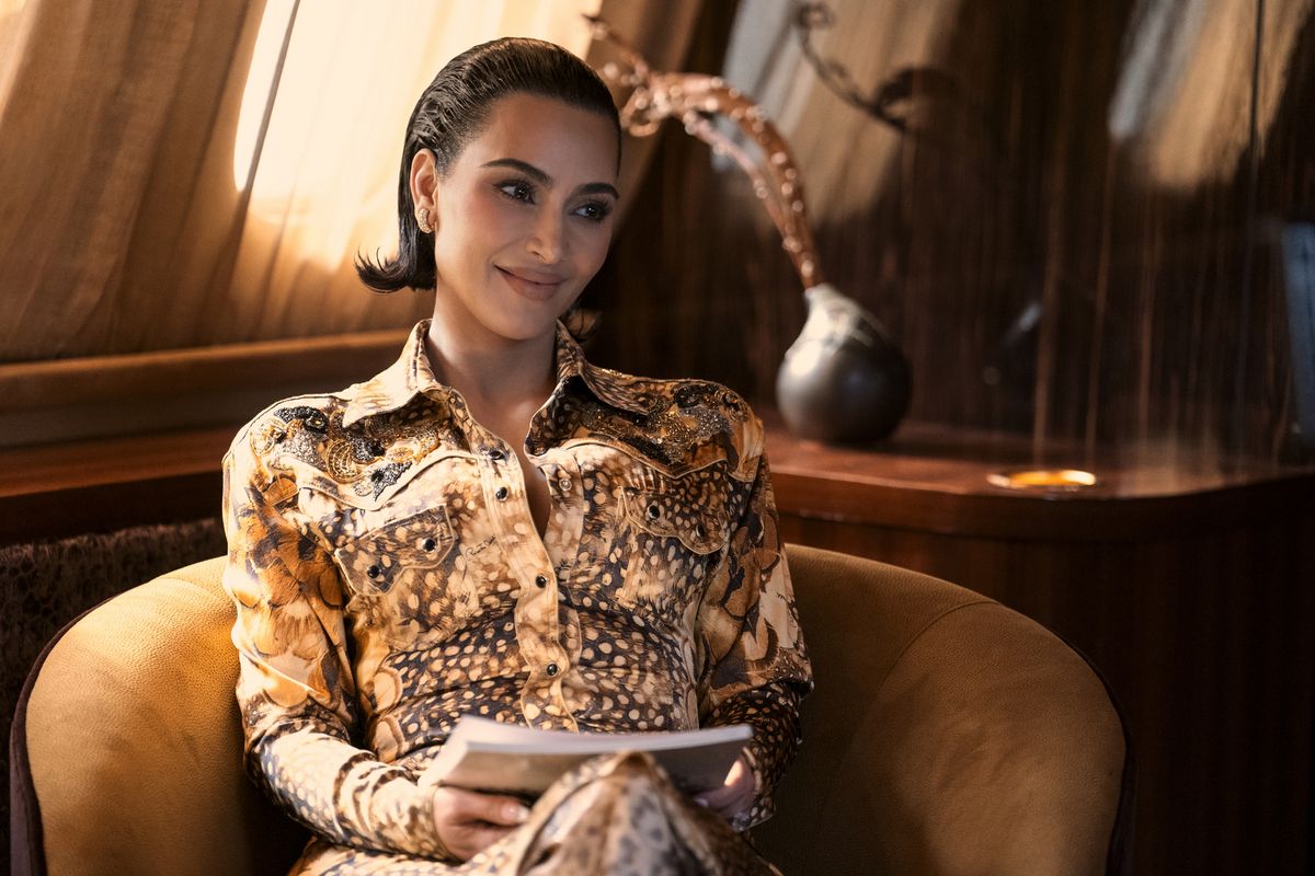 디즈니+ 시리즈 <올즈 페어: 여신의 재판> 스틸