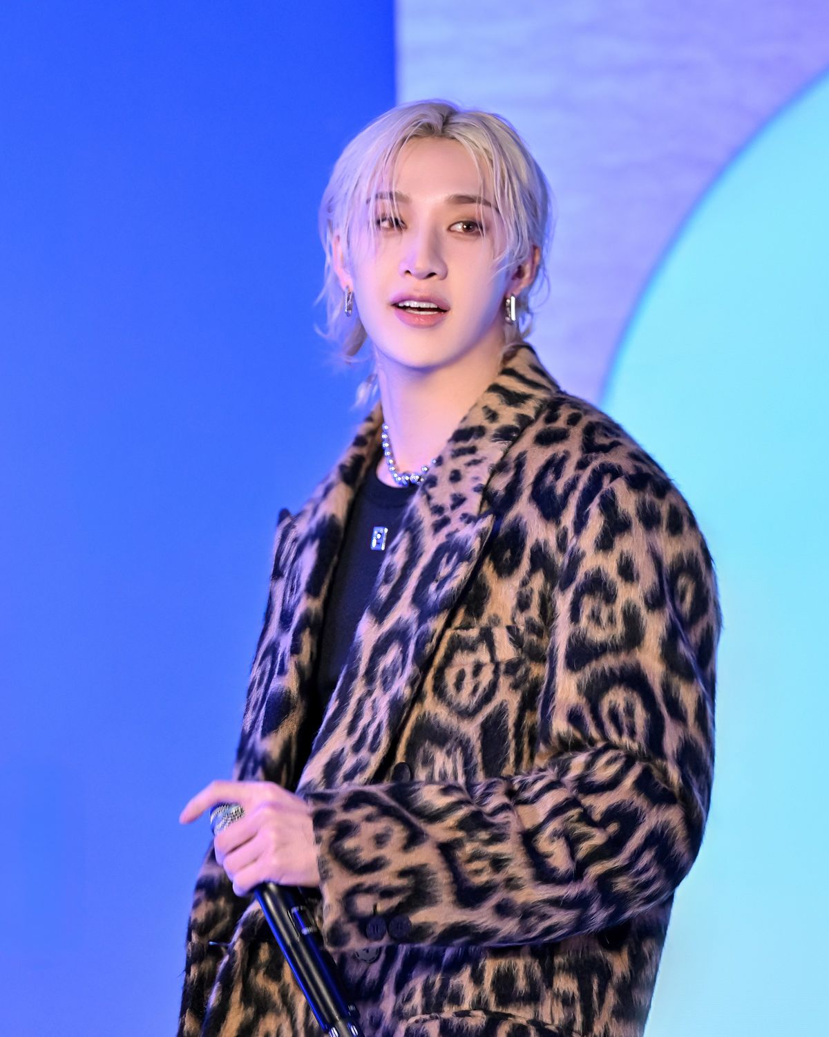 팔라초 펜디 서울에서 'Roman Empire'의 퍼포먼스 무대를 선보이는 방찬