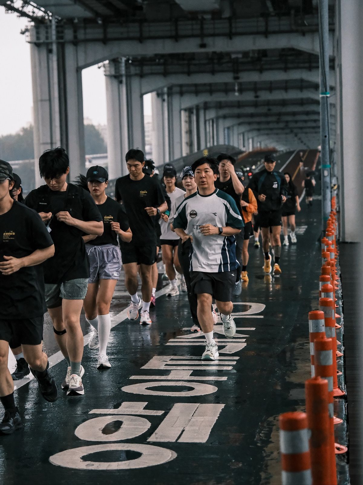 에스프레소 런을 참가한 사람들 / @seoulmorningcoffeeclub 