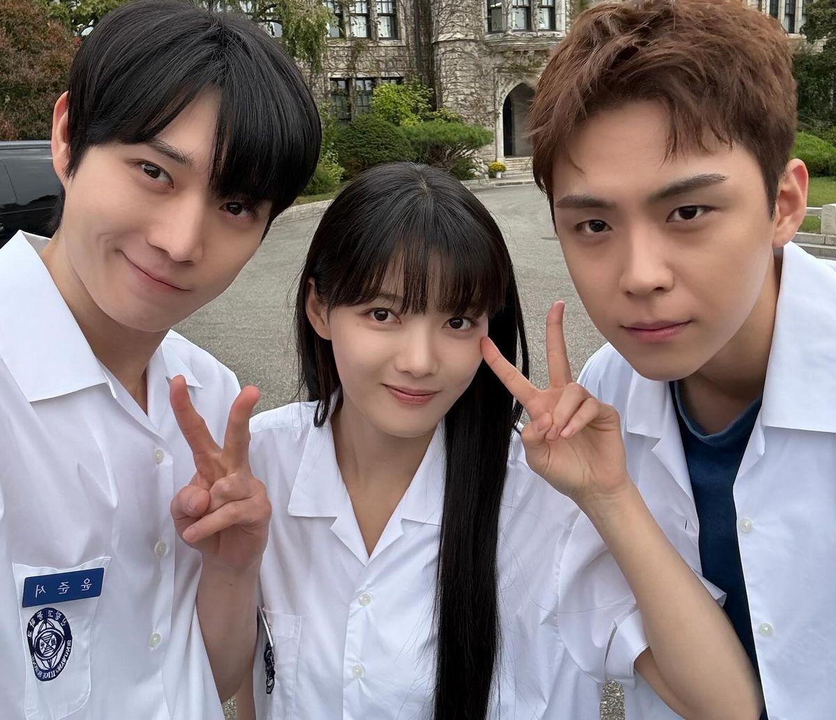 <친애하는 X>에 출연하는 김영대, 김유정, 김도훈의 모습 @you_r_love