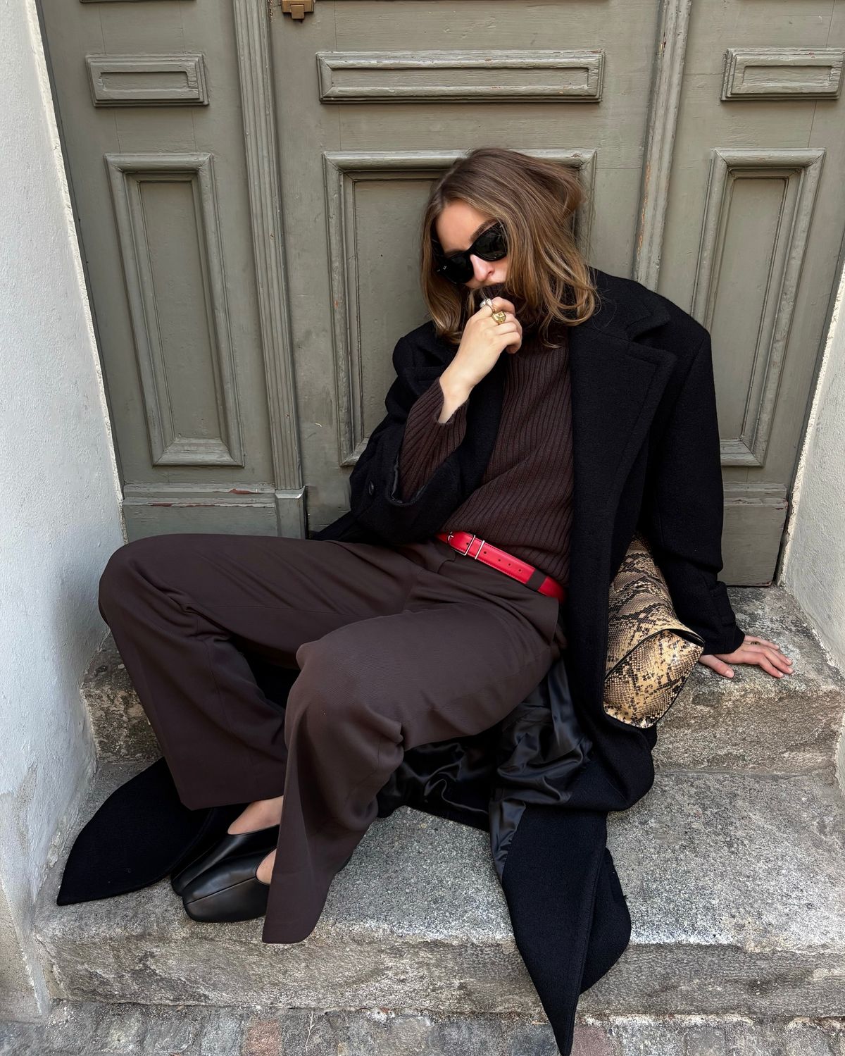 편안한 리브드 니트를 선택한 @sina.anjulie