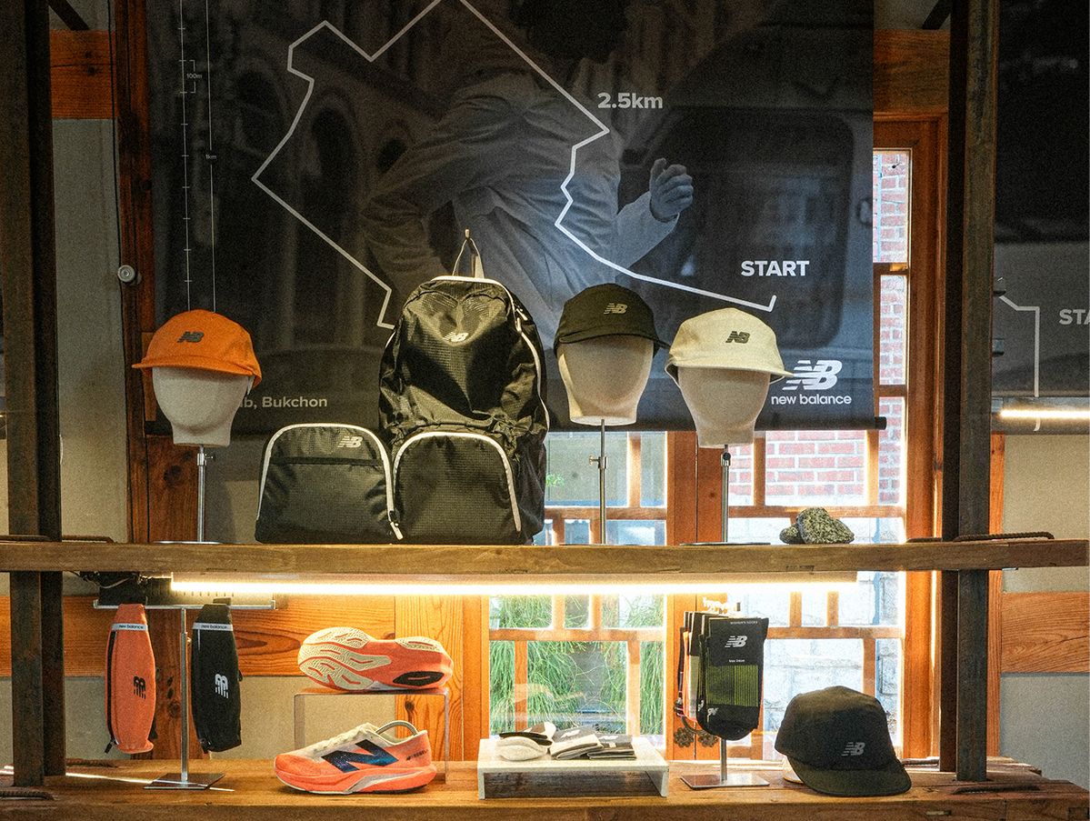 뉴발란스 북촌 런 허브점 내부 / 뉴발란스 제공
