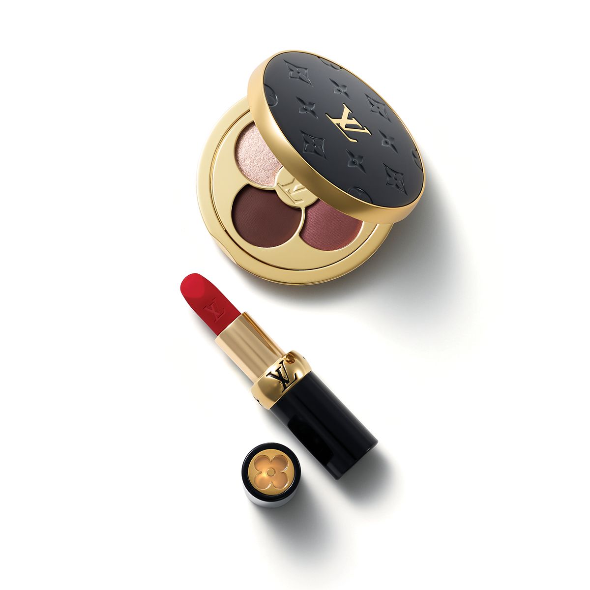 Louis Vuitton LV 옴브르, 250 누드 미라주 36만원, LV 루즈 매트, 605 댄스 온 마스 23만원.