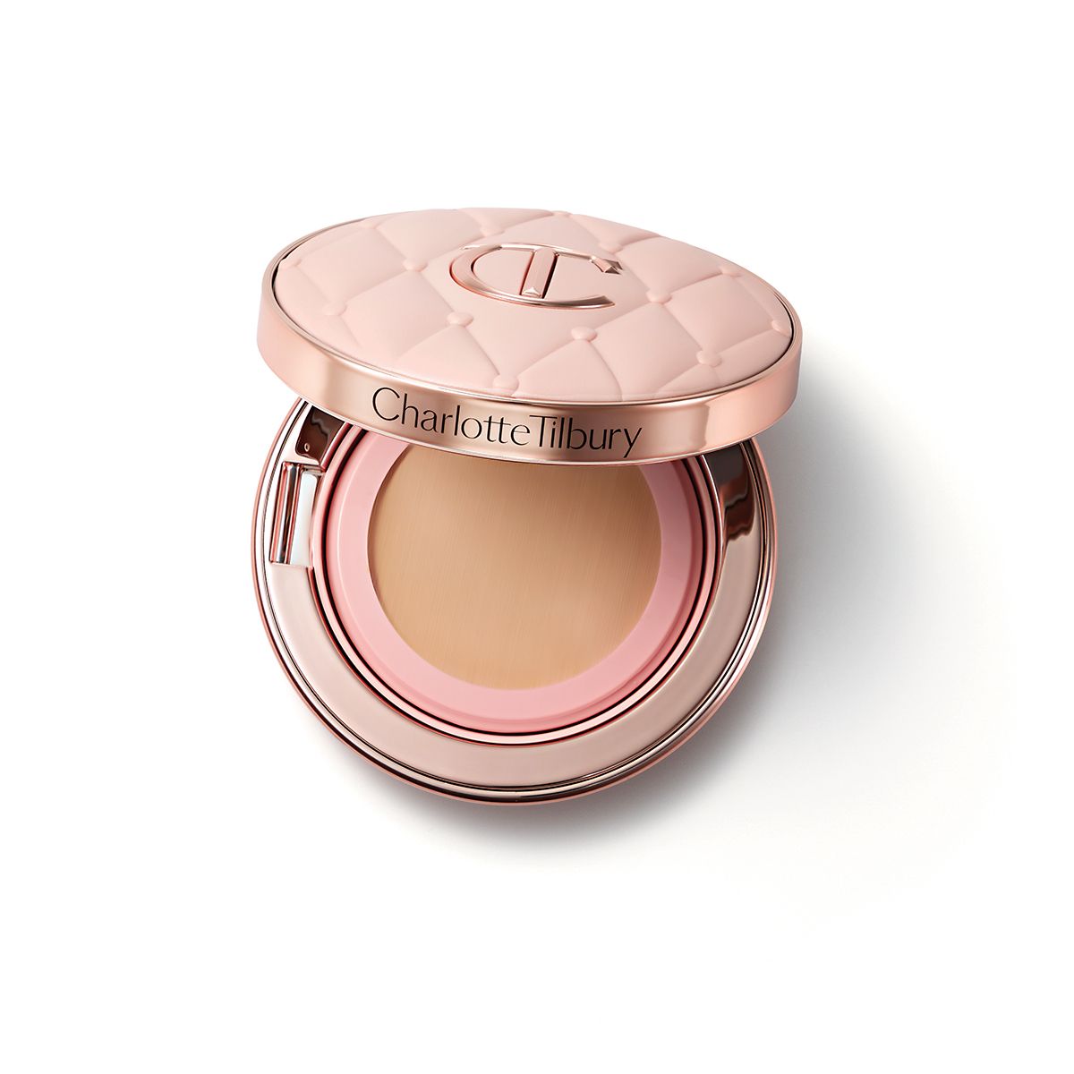 Charlotte Tilbury 필로우 토크 뷰티파잉 쿠션 파운데이션 8만5천원.